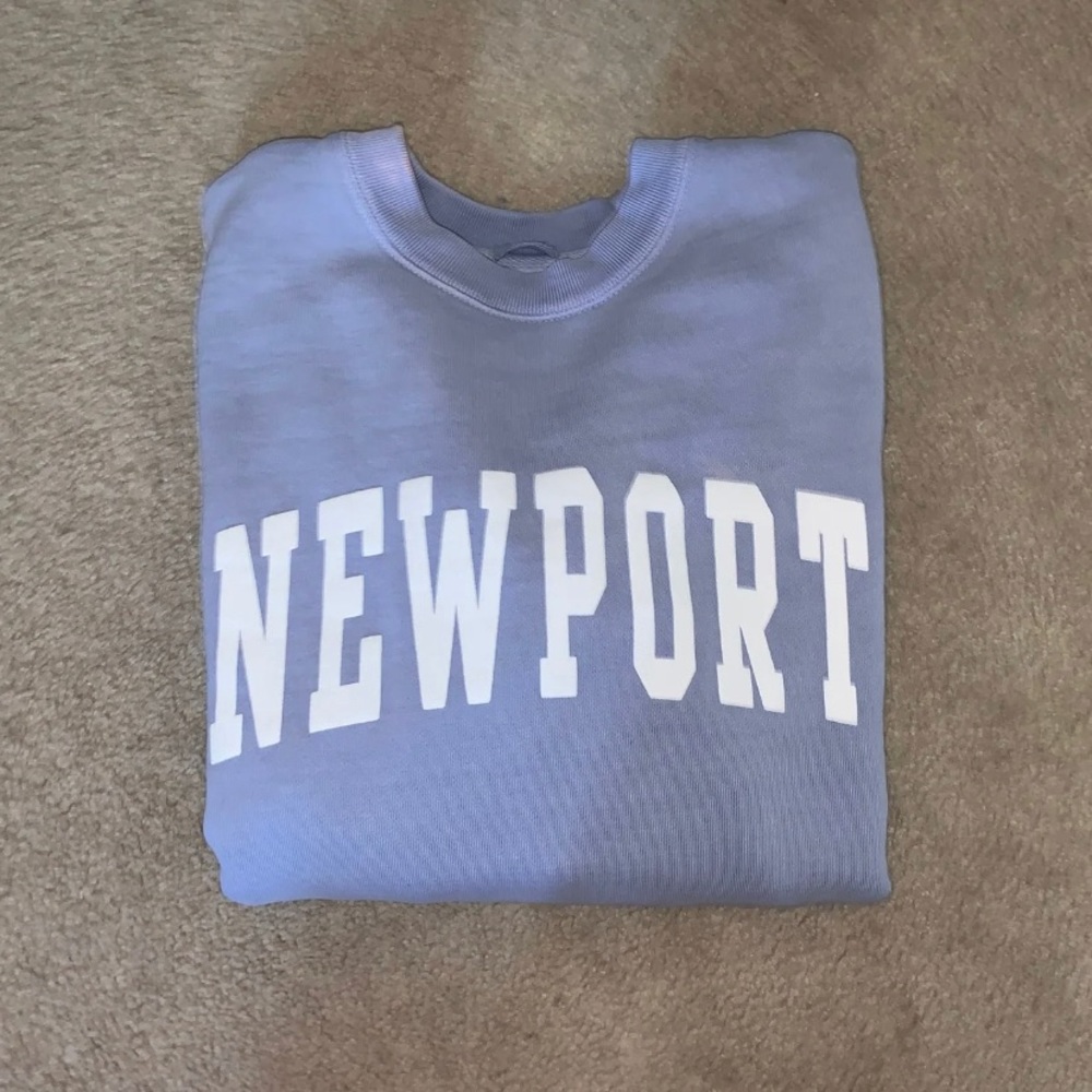 Brandy Melville Crewneck Sweatshirt